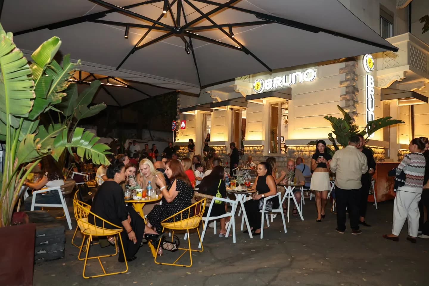 Bruno Coffee Store